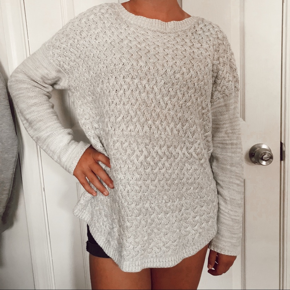 XL juniors sweater ๐โ๏ธ - Picture 1 of 10